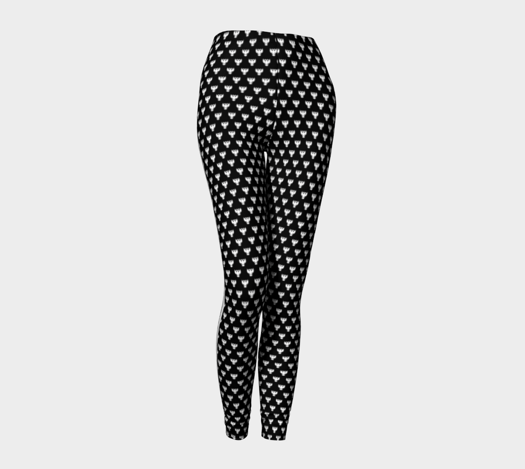 Modern and sleek Czarina leggings.