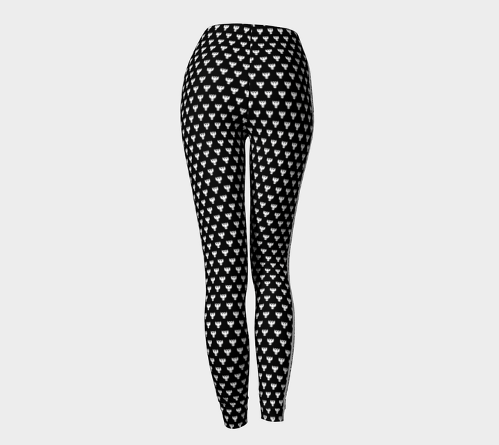 Modern and sleek Czarina leggings.